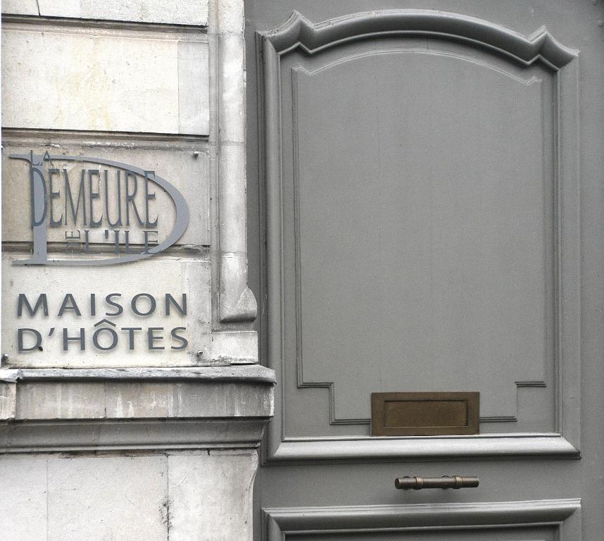 La Demeure De L'Ile Bed & Breakfast Craon  Bagian luar foto