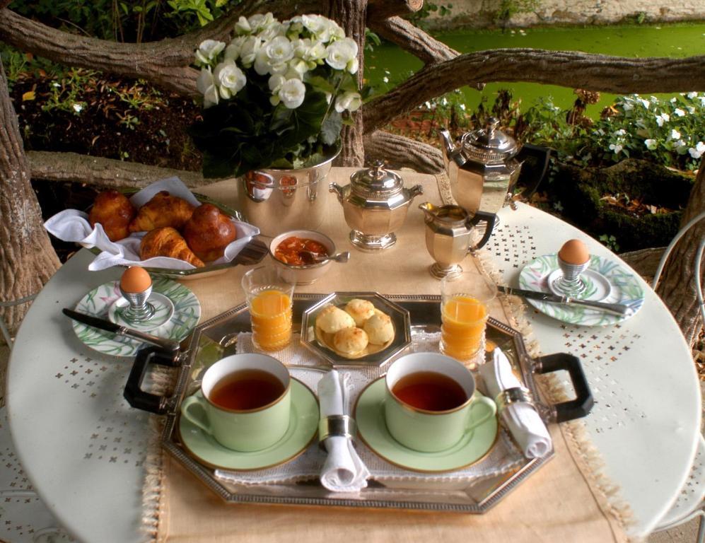 La Demeure De L'Ile Bed & Breakfast Craon  Bagian luar foto