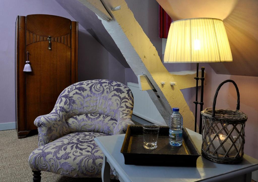 La Demeure De L'Ile Bed & Breakfast Craon  Ruang foto